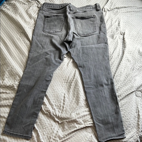 Universal Thread Women's Size 14 Gray Denim Skinny Pants - Picture 3 of 5